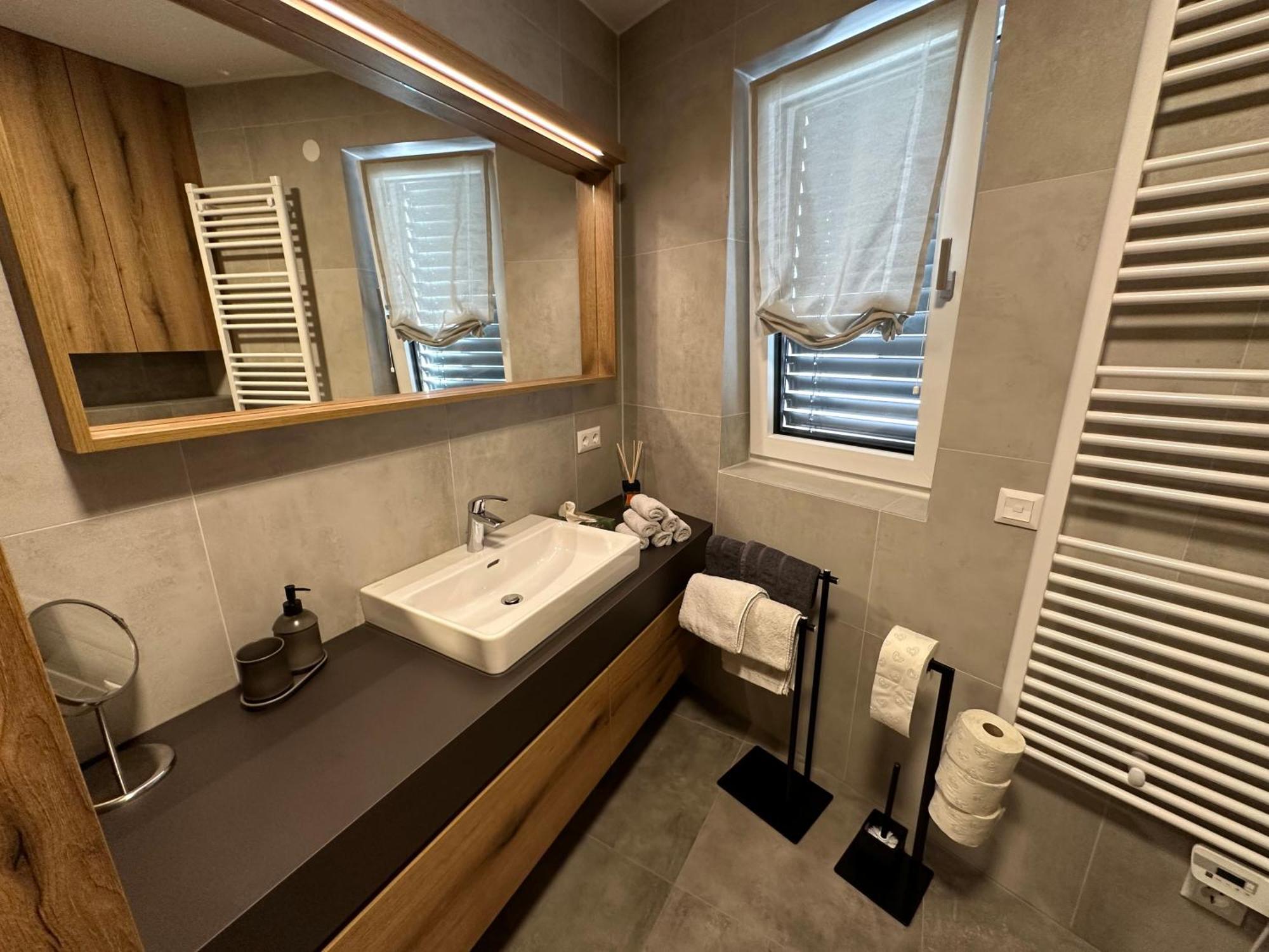 Apartment Deluxe Ossiacher See - Gerlitzen Sattendorf Eksteriør bilde